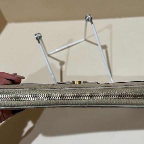 Gucci Guccissima Long Leather Mayfair Bow Wallet - Picture 3 of 11